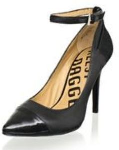 Kelsi Dagger black cap toe pumps size 8
